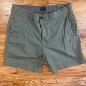 J Crew green 7" inseam shorts
